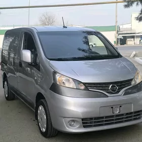 Nissan NV200 2020