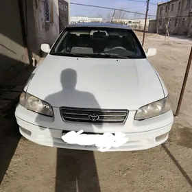 Toyota Camry 1997
