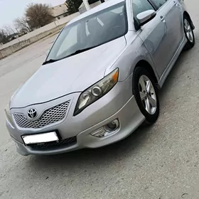 Toyota Camry 2010