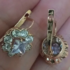 gyzyl gadymy gulakalka