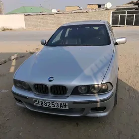 BMW E39 2002