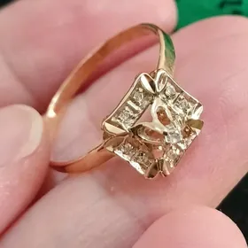 gyzyl brilyant yuzik