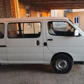 Toyota Hiace 1995