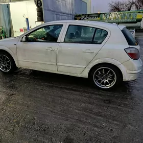 Opel Astra 2004