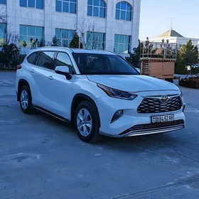 Toyota Highlander 2020