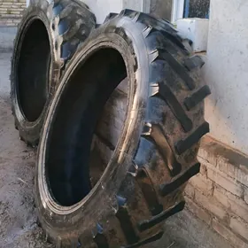 Tekerler.Traktor balonlary.