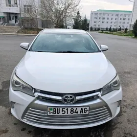 Toyota Camry 2017