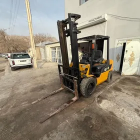 Caterpillar 300 Series 2010