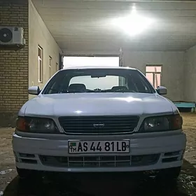 Nissan Cefiro 1994