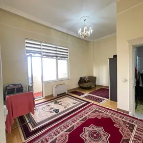 Чехова 4 ком Элитка 12/7 этаж