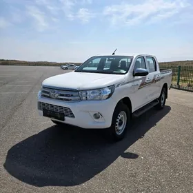 Toyota Hilux 2020