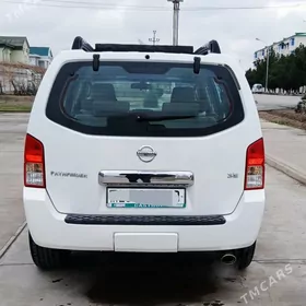 Nissan Pathfinder Armada 2006