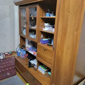 серван с шкафом