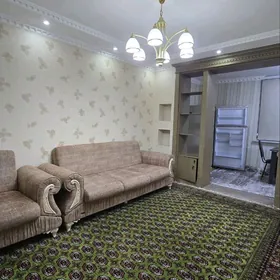 1mkr. Shevchenko  3 kom. 1 et.