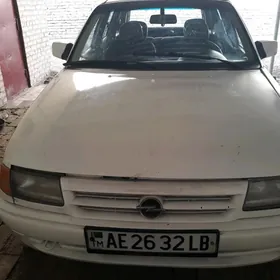 Opel Astra 1992