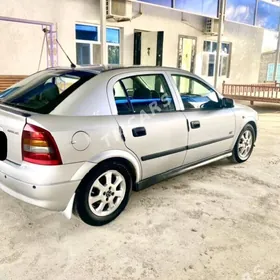 Opel Astra 2003