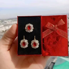 kumus gyzyl cayylan komplekt