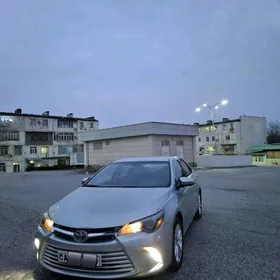 Toyota Camry 2016