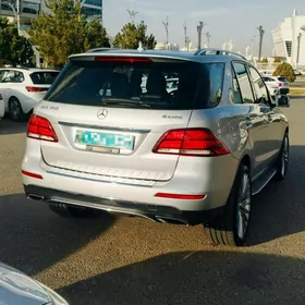 Mercedes-Benz GLE-Class 2016
