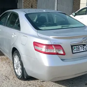 Toyota Camry 2010