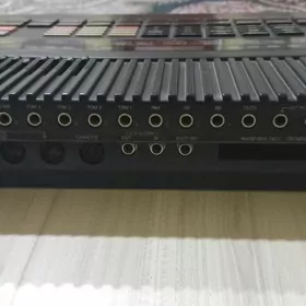 SAZ GURALY- МУЗ.ИНСТРУМЕНТ RX5