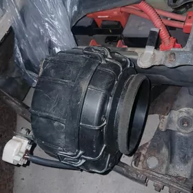 TAÝOTA CAMRY HYBRID