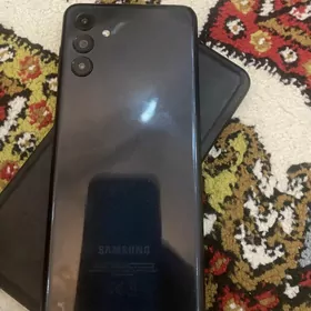 Samsung A04s