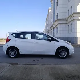 Nissan Versa 2013