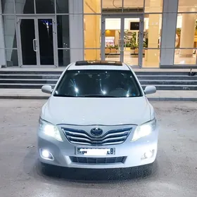 Toyota Camry 2011