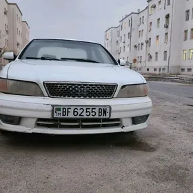 Nissan Cefiro 1995