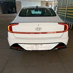 Hyundai Sonata 2021