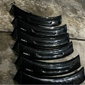 Марк спойлер на стекло