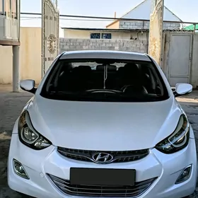 Hyundai Elantra 2013