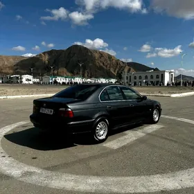 BMW E39 1997