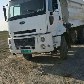 Ford Cargo 3535D 2015