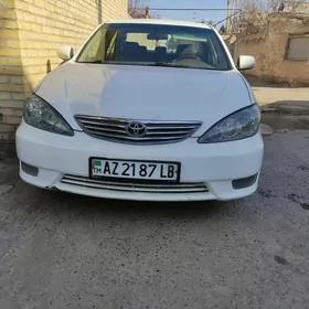 Toyota Camry 2005