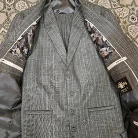 Kastyum jalbar troyka