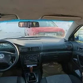 Volkswagen Passat 1997