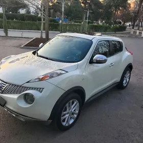 Nissan JUKE 2012