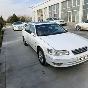 Toyota Camry 2001