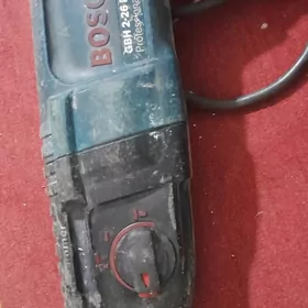 Perafarator .( Drel  BOSCH)