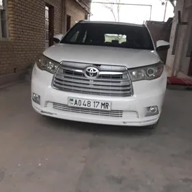 Toyota Highlander 2014