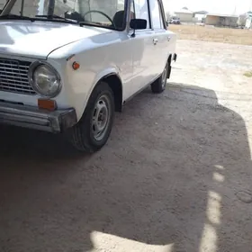 Lada 2104 1983