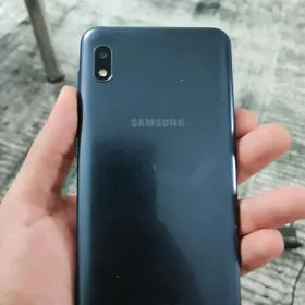 Samsung A10