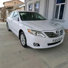 Toyota Camry 2011
