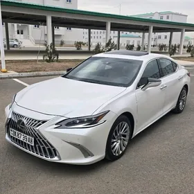 Lexus ES 350 2020