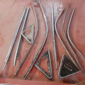 babçka lisicka nikel