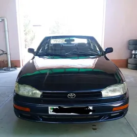 Toyota Camry 1992
