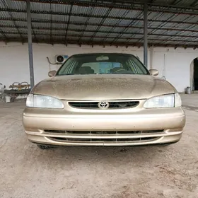 Toyota Corolla 2000