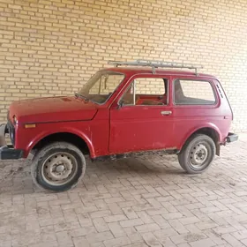 Lada Niva 1982